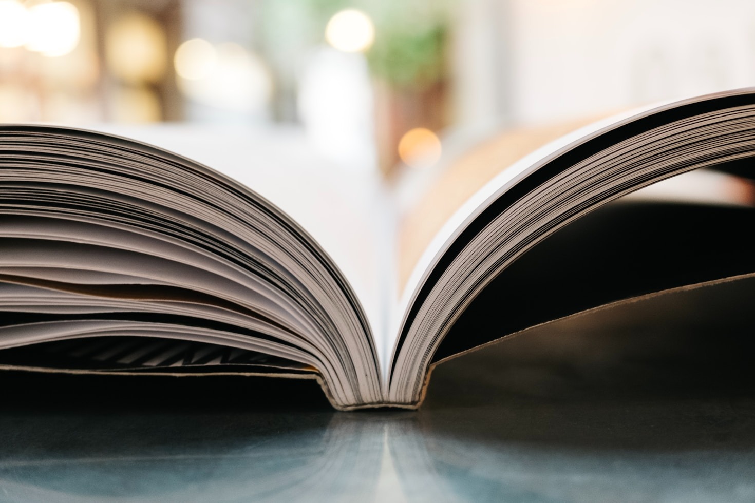Sztuka i literatura – jak łączą się w twórczości autora